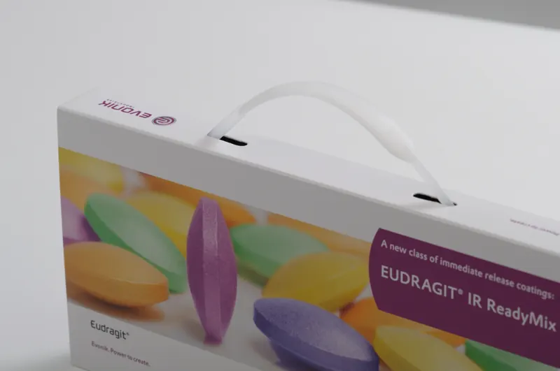 Sample-Box mit Tragegriff für Evonik