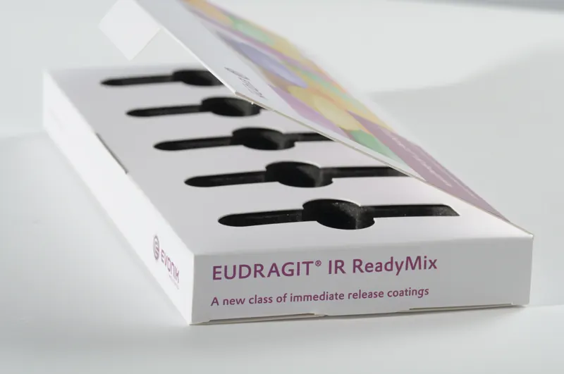 Evonik – Sample-Box mit Schaumstoffeinlage